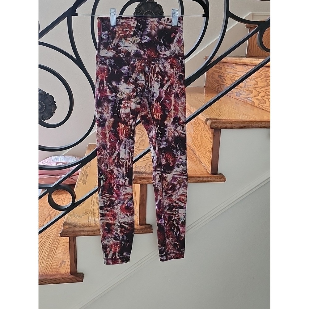 Lululemon High‎ Rise Abstract Print Leggings Multi Color Yoga Tights Size 2